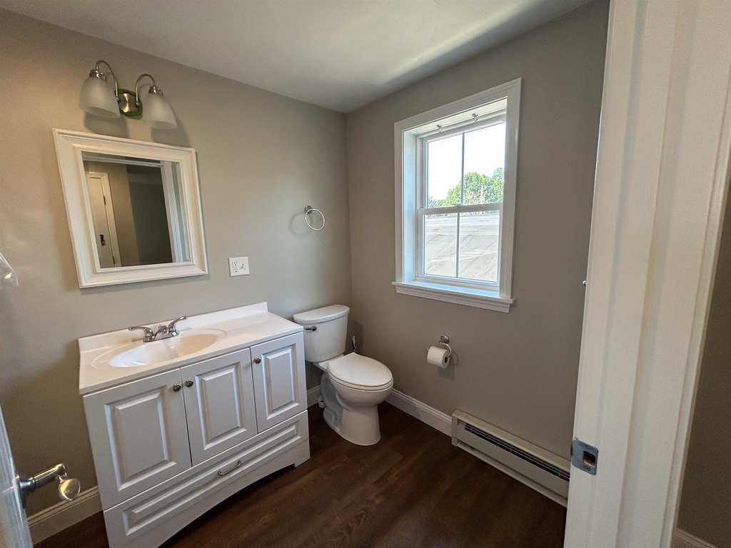 76 Main - Photo 7