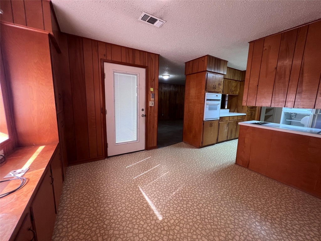 626 N Resident Street - Photo 9