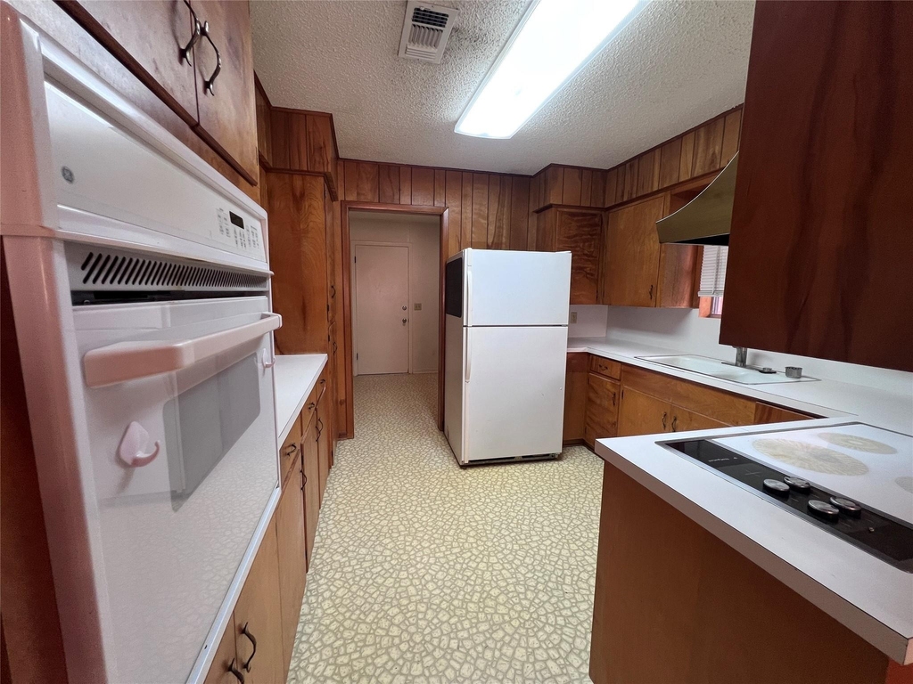 626 N Resident Street - Photo 10