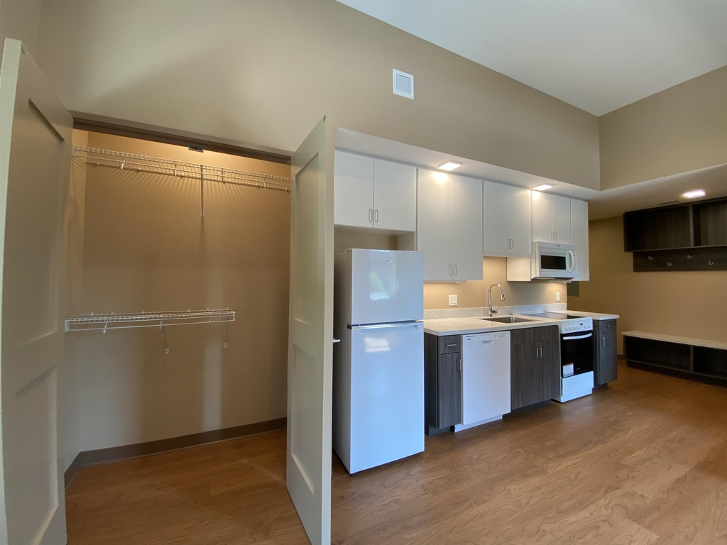 83 Hanover - Photo 18