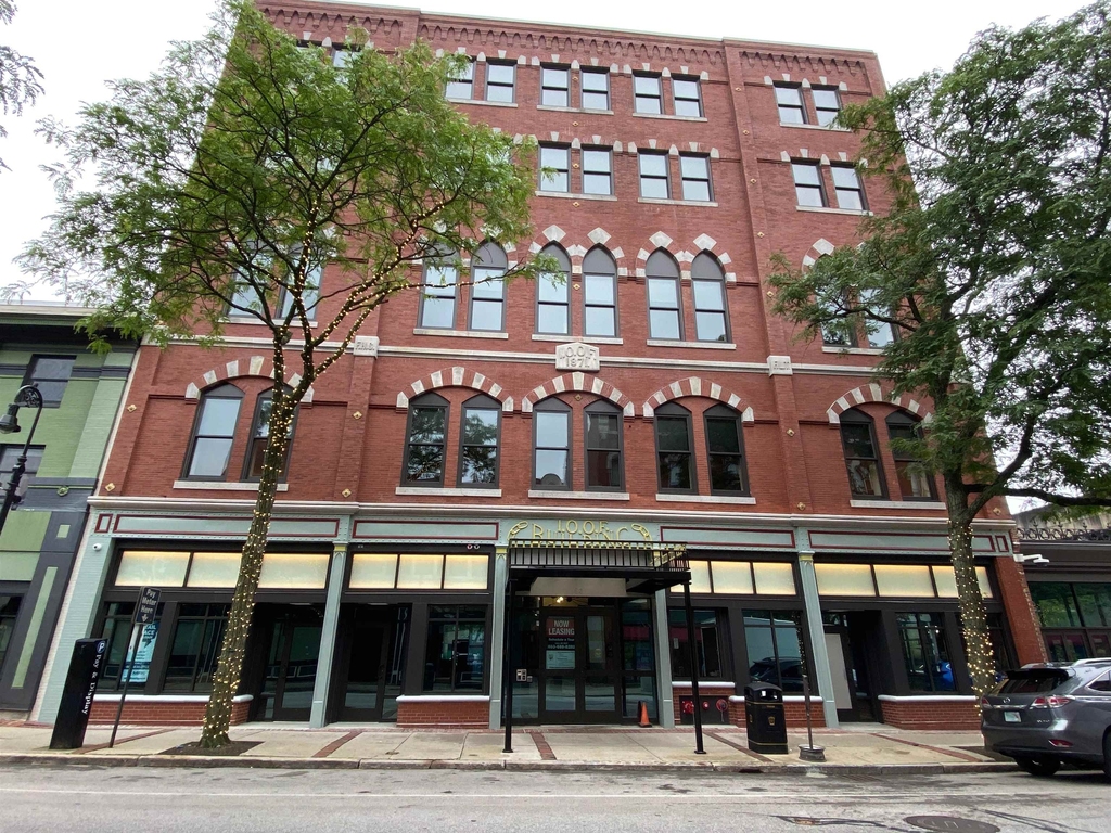 83 Hanover - Photo 0