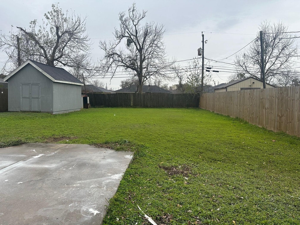208 Walnut Street - Photo 9