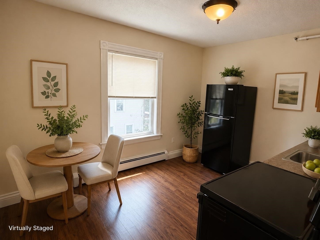 70 West Broadway - Photo 5