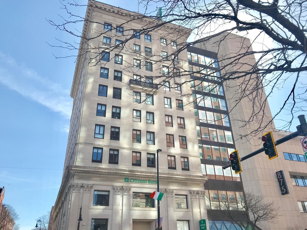 875 Elm - Photo 4