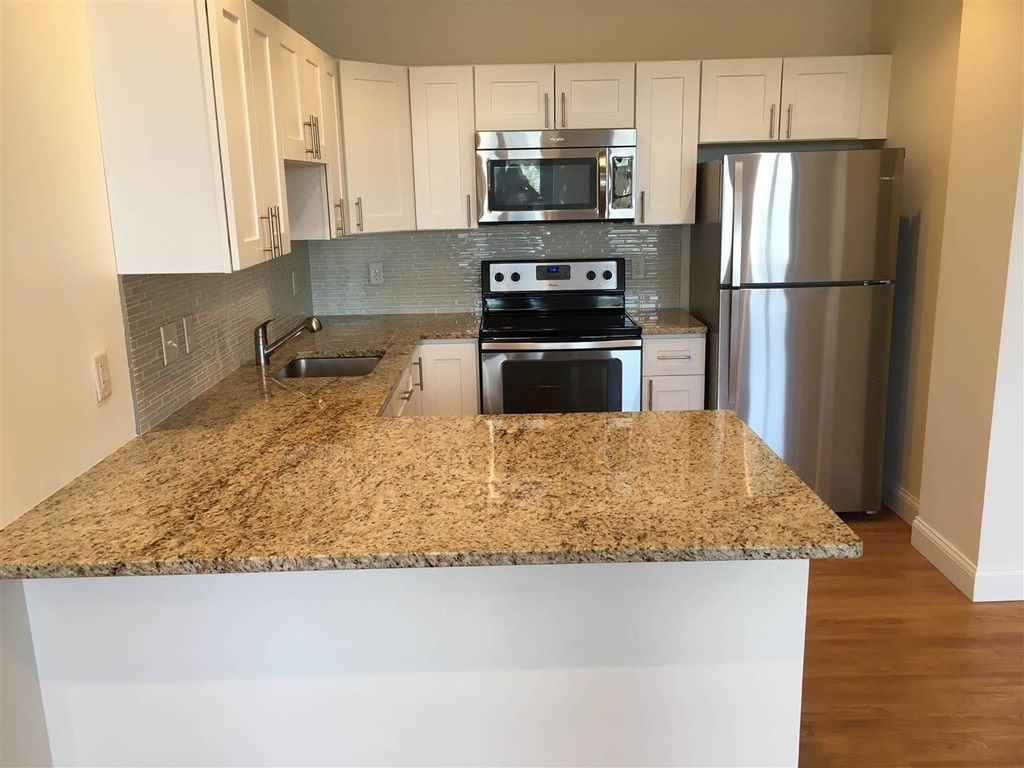 875 Elm - Photo 12