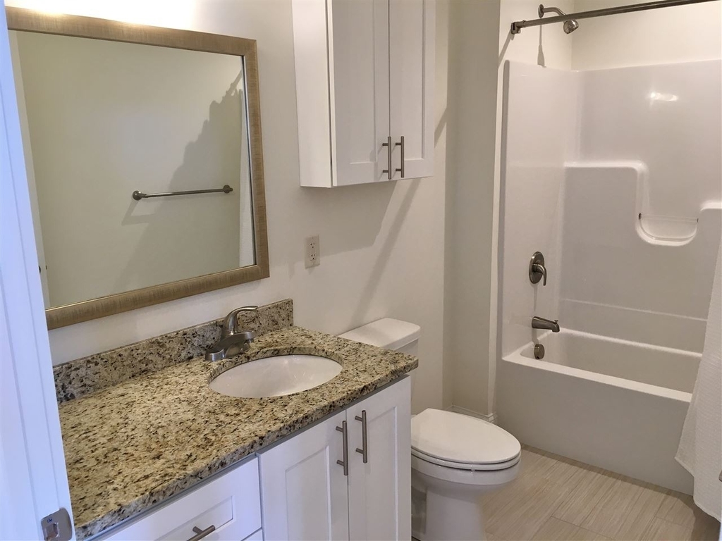 875 Elm - Photo 35