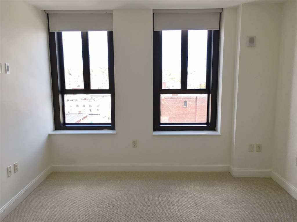 875 Elm - Photo 28