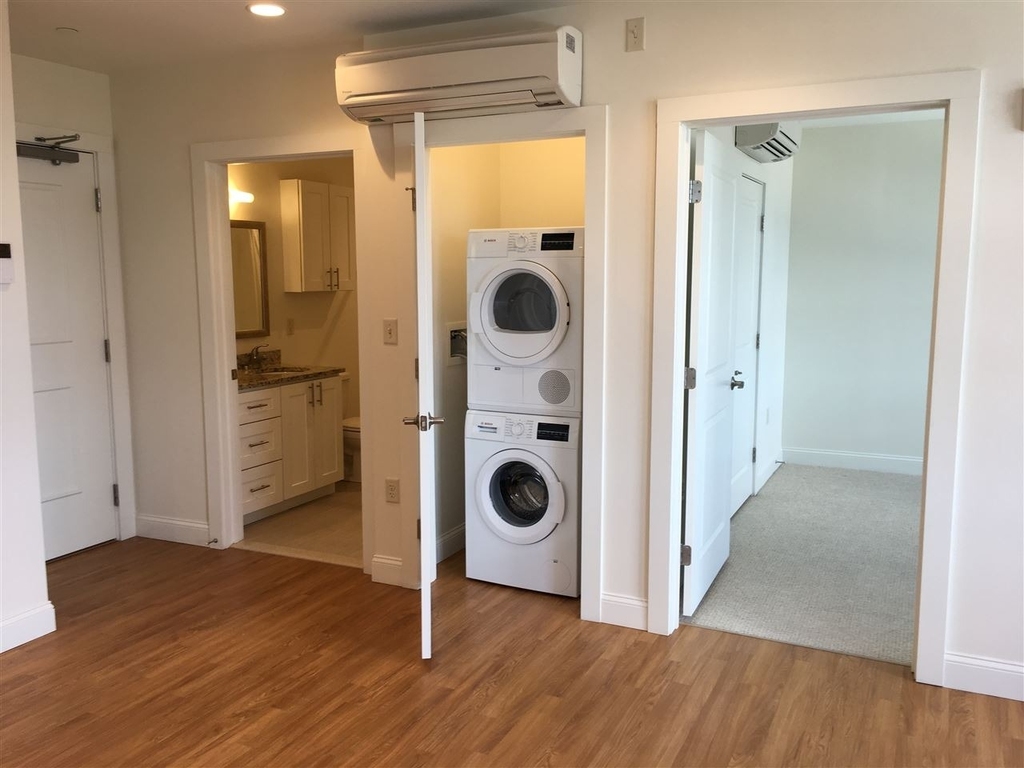 875 Elm - Photo 24