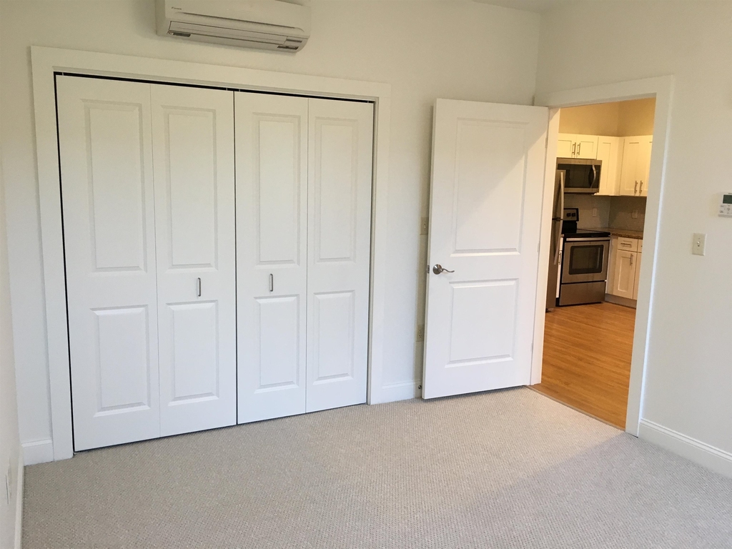 875 Elm - Photo 12