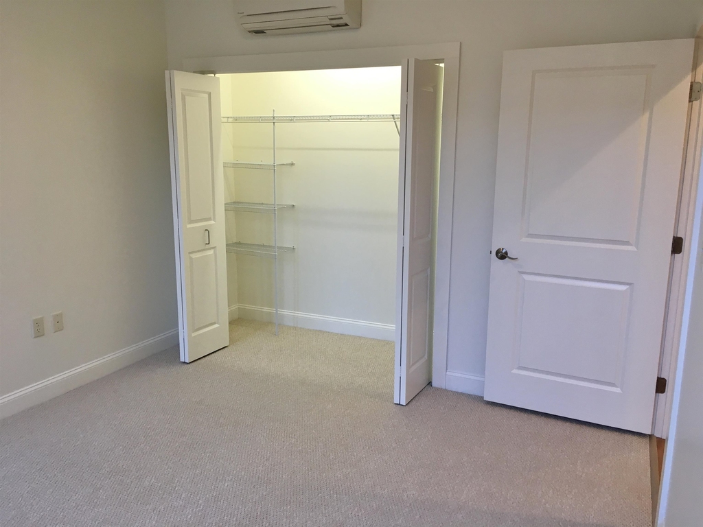 875 Elm - Photo 15
