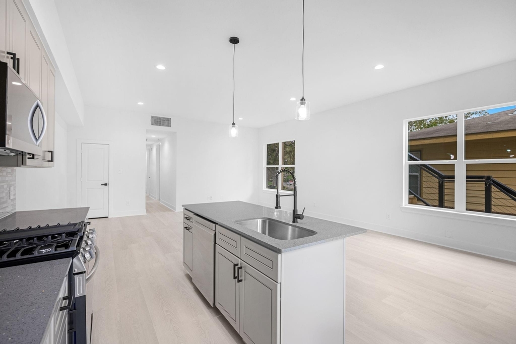 857 Fortune Street - Photo 16