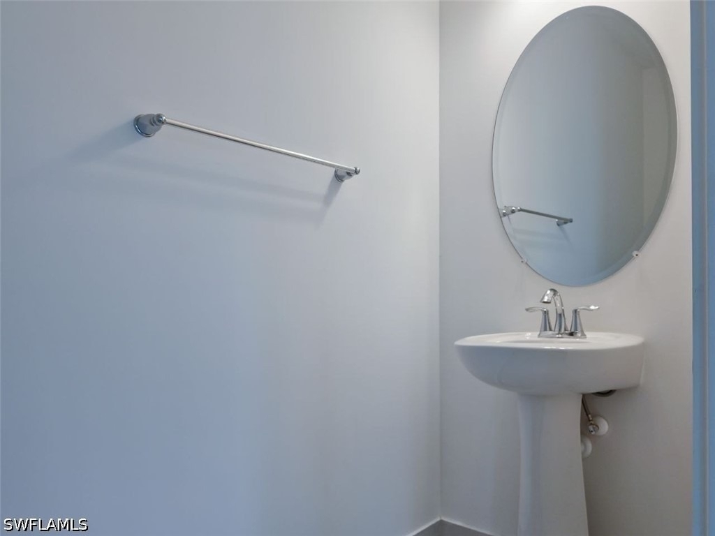 26310 Coco Cay Circle - Photo 4