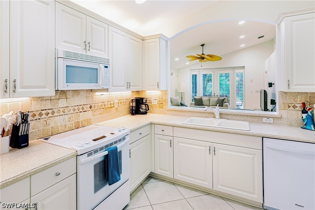 1376 Areca Cove - Photo 6