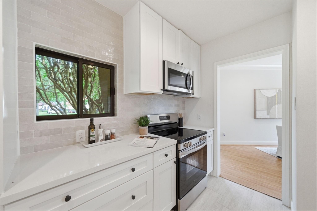 1723 Enterprise Avenue - Photo 13