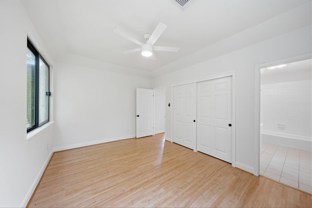 1723 Enterprise Avenue - Photo 25