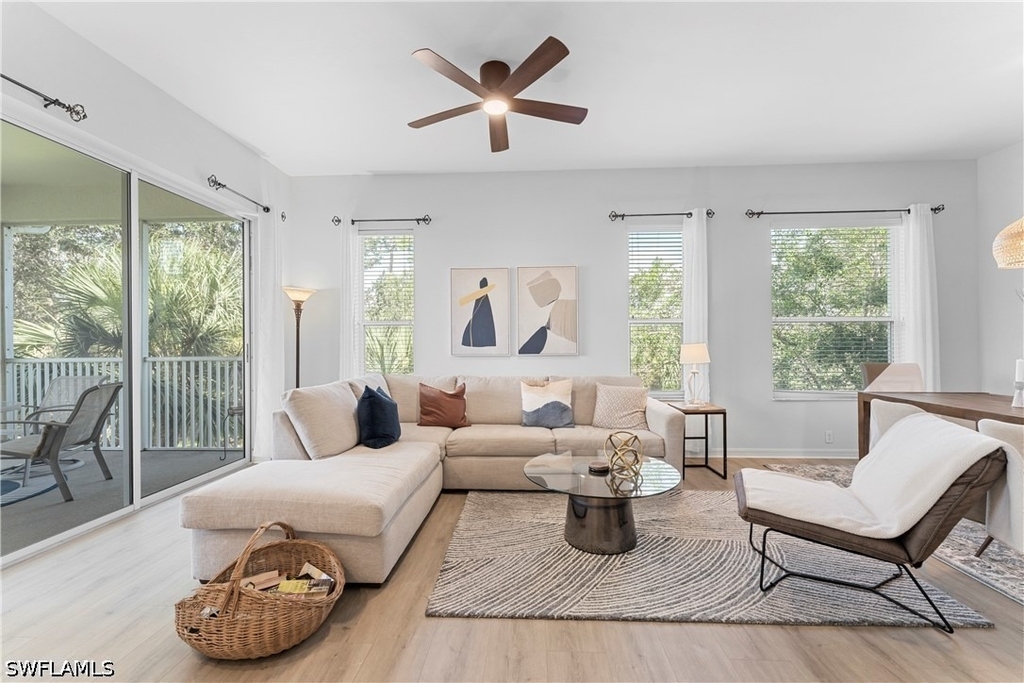 8217 Parkstone Place - Photo 11