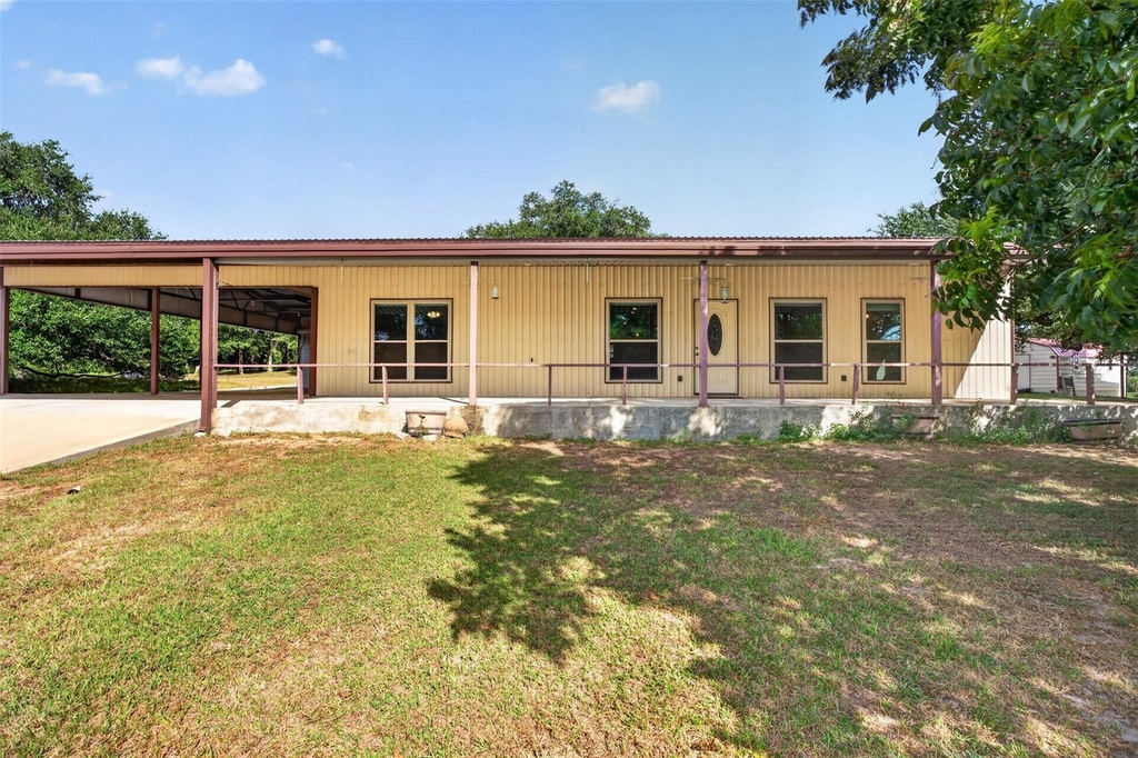 3961 Clay Creek Road - Photo 2