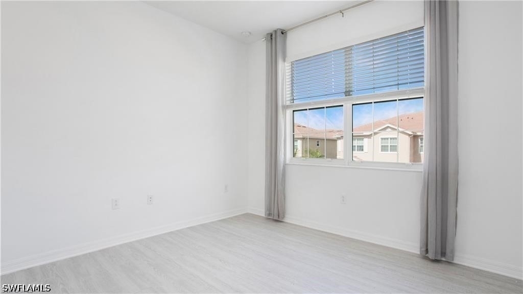 2792 Blossom Way - Photo 16