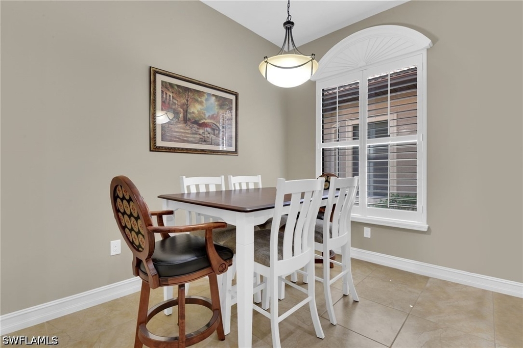 7461 Moorgate Point Way - Photo 9