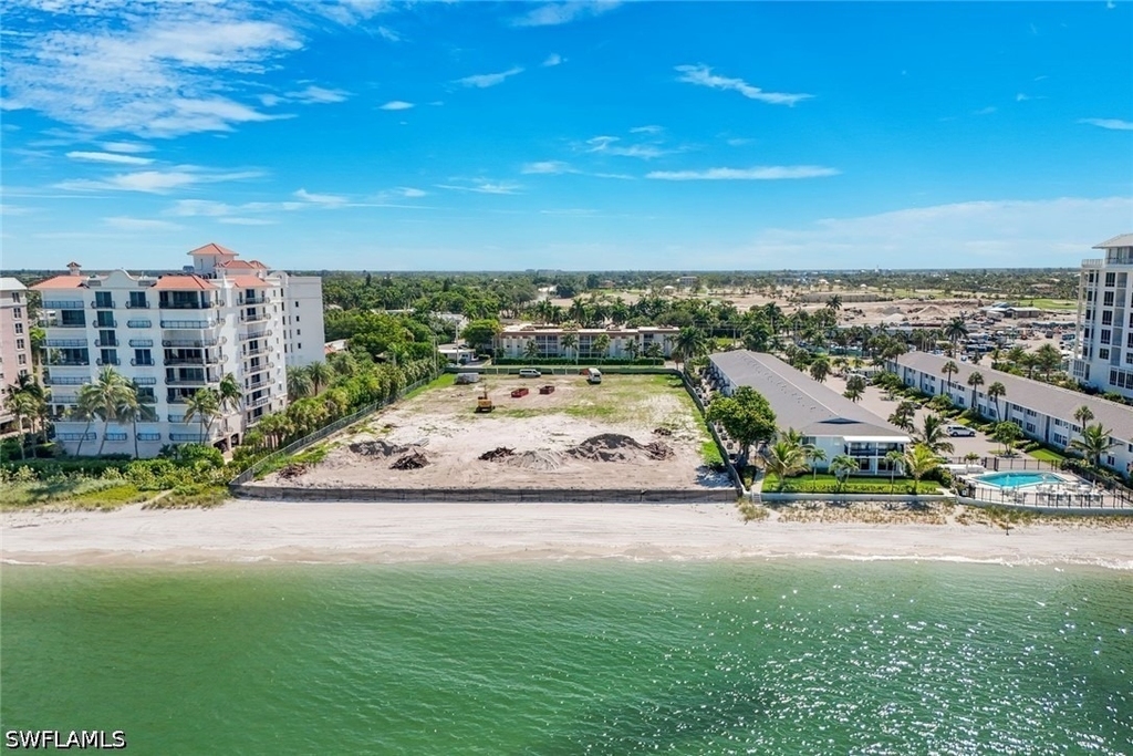 1100 Gulf Shore Boulevard N - Photo 18
