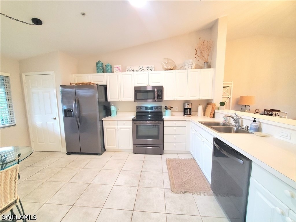 1100 Eastham Way - Photo 19