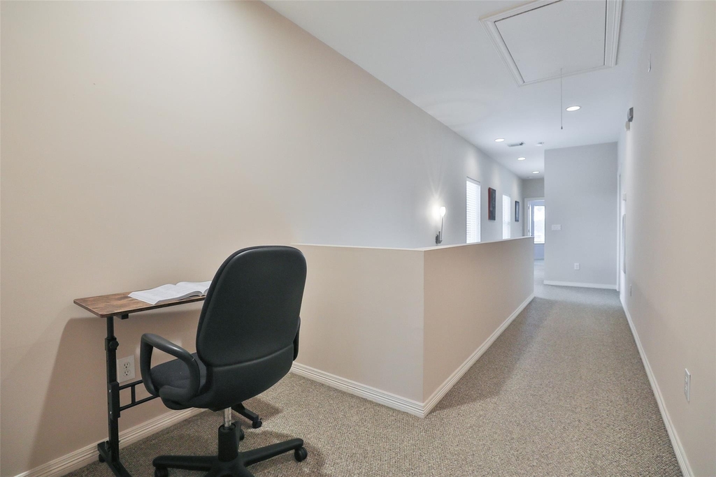 826 E 29th Street - Photo 25