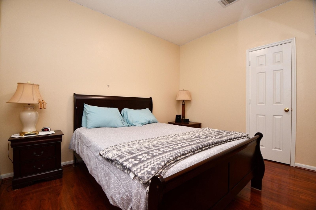 7110 Anaquitas Creek Court - Photo 15