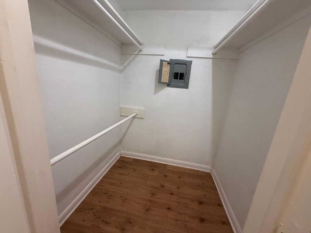 10075 Westpark Drive - Photo 12