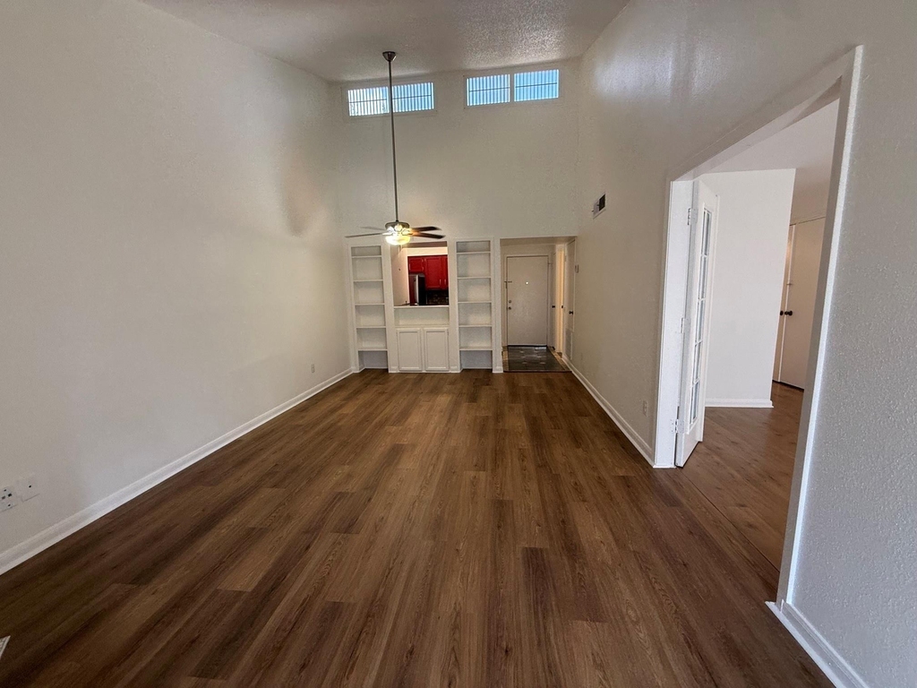 10075 Westpark Drive - Photo 11
