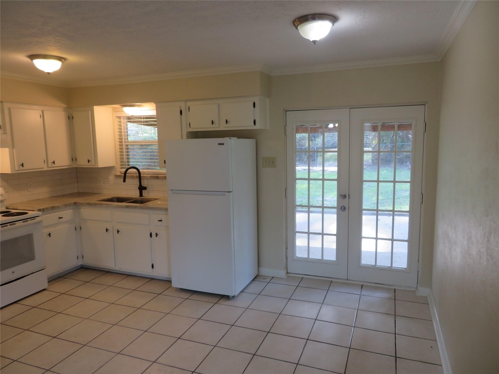 109 Laurie Lane - Photo 8