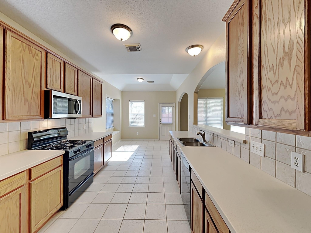 25803 Bayou Arbor Lane - Photo 2