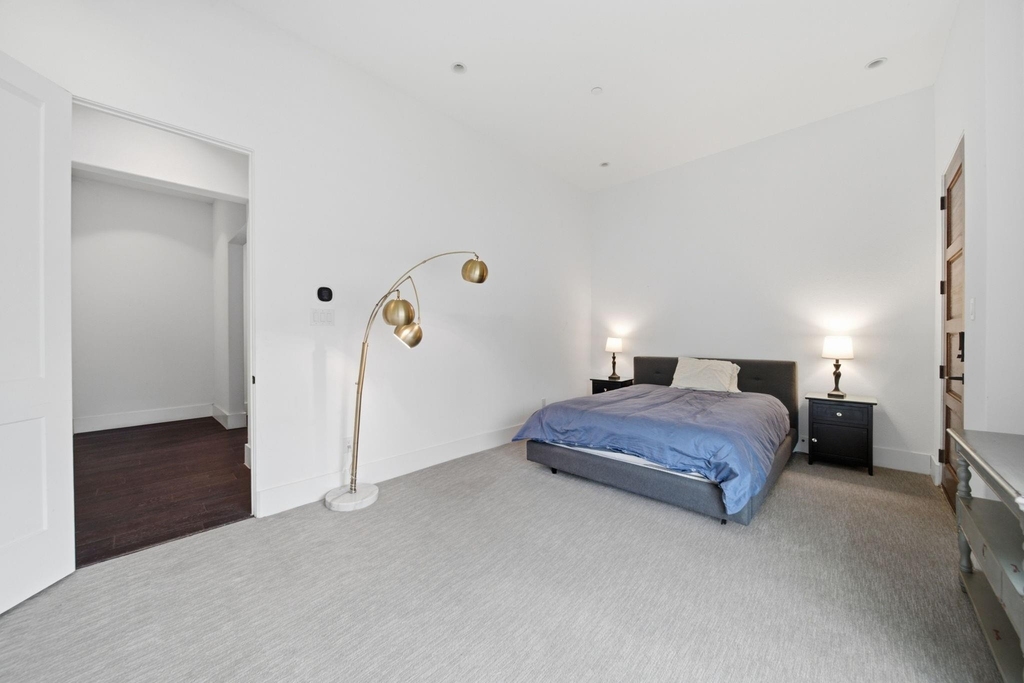 327 E 2nd Street - Photo 6