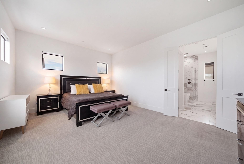 327 E 2nd Street - Photo 28