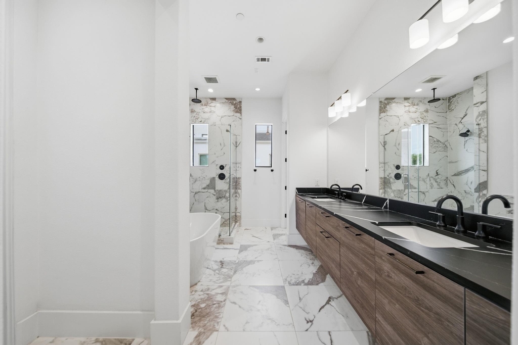 327 E 2nd Street - Photo 29