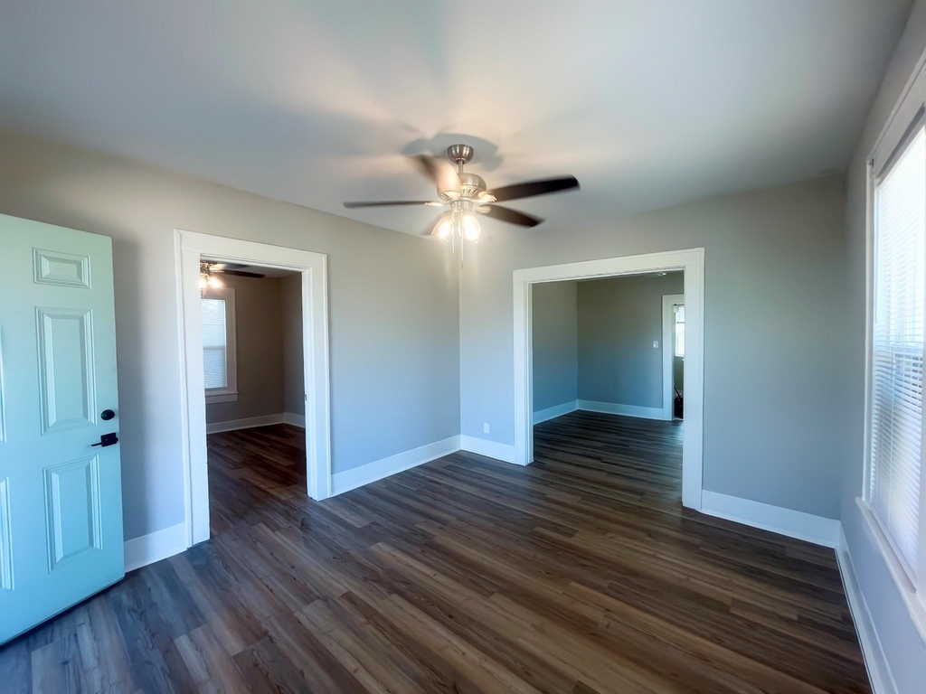 3206 Kentucky Street - Photo 2