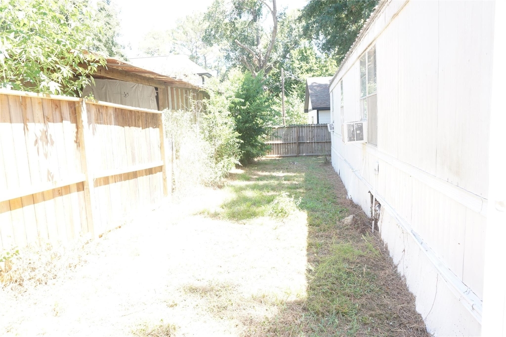 10970 Maywood Street - Photo 21