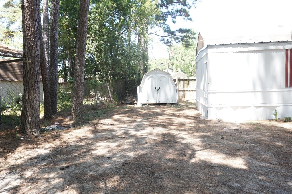 10970 Maywood Street - Photo 2