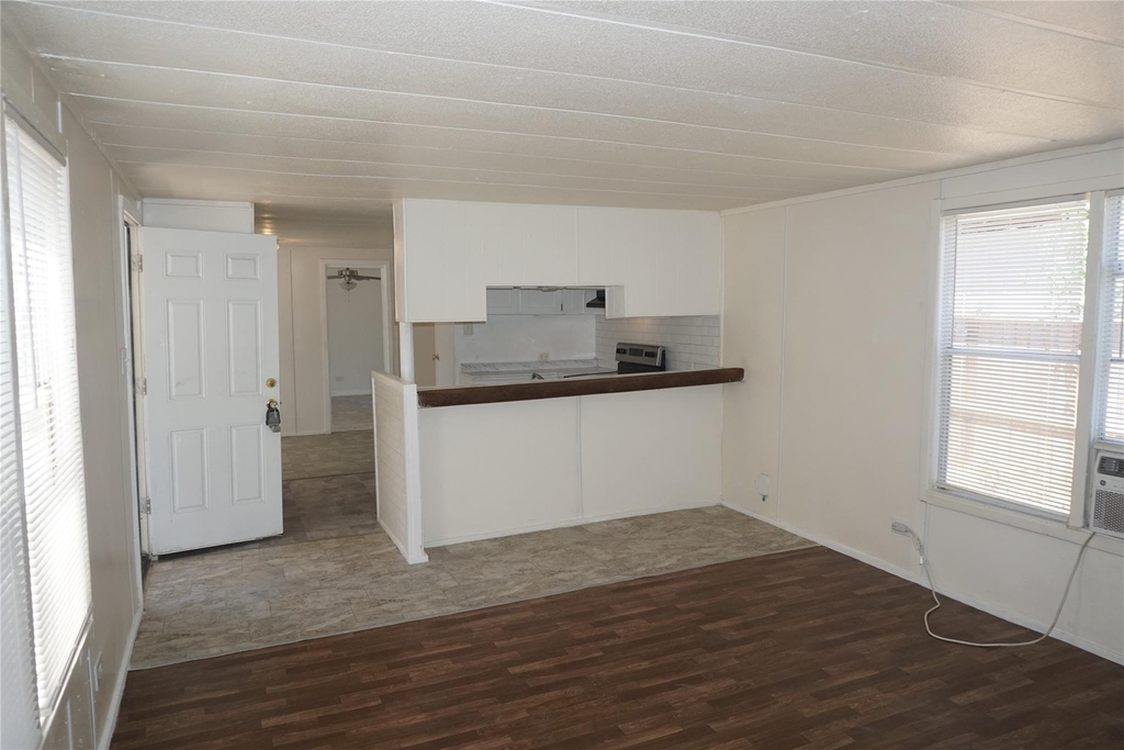 10970 Maywood Street - Photo 10