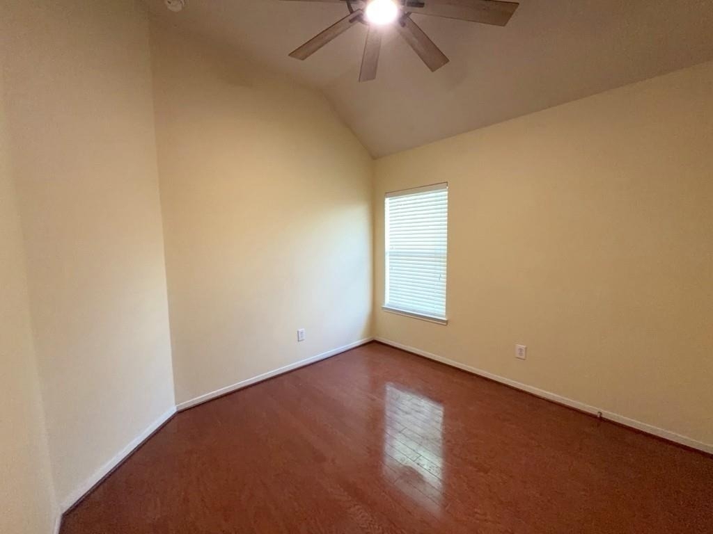 20007 Brackenton Crest Court - Photo 12
