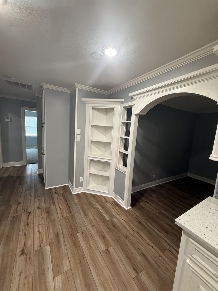 5218 Cortelyou Lane - Photo 1