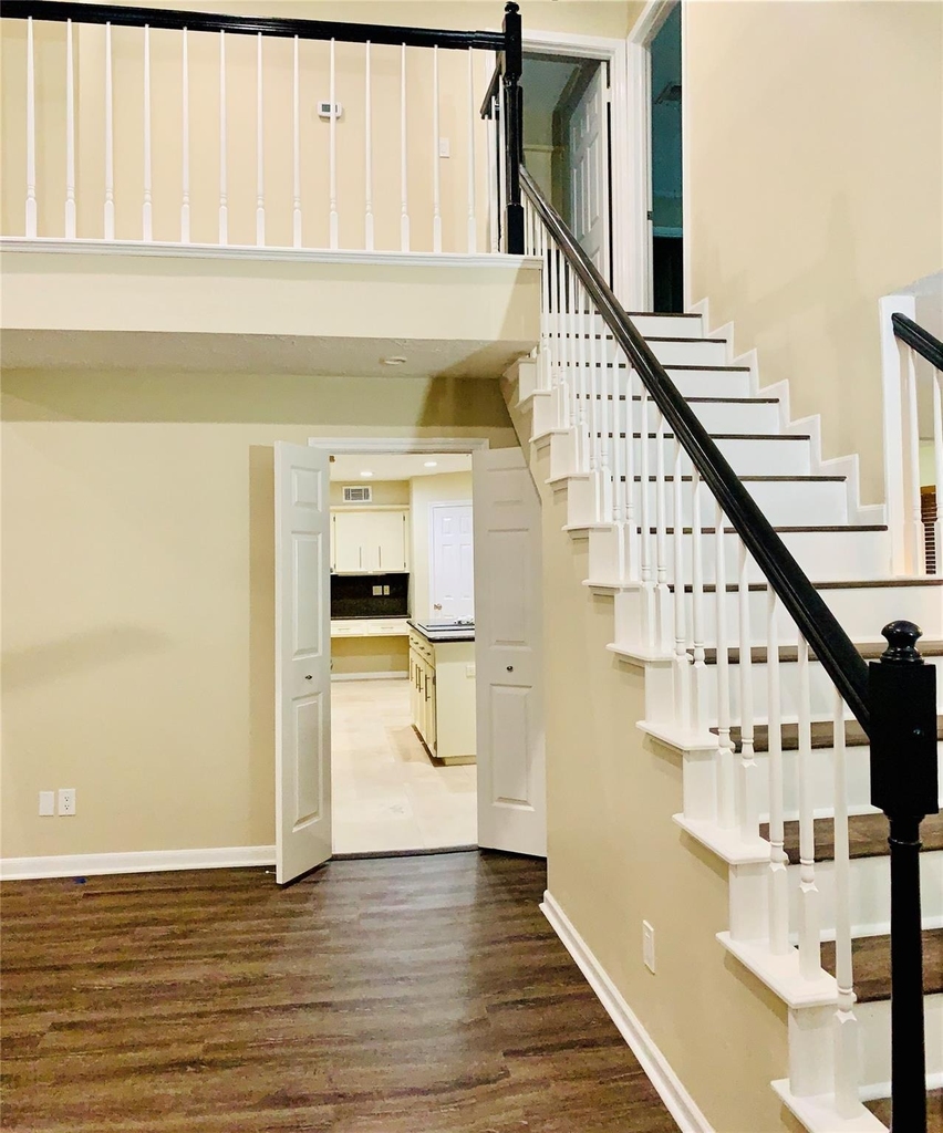 14135 Sandfield Drive - Photo 10