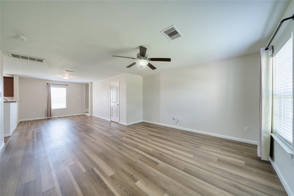 5735 Rainbow Road - Photo 2