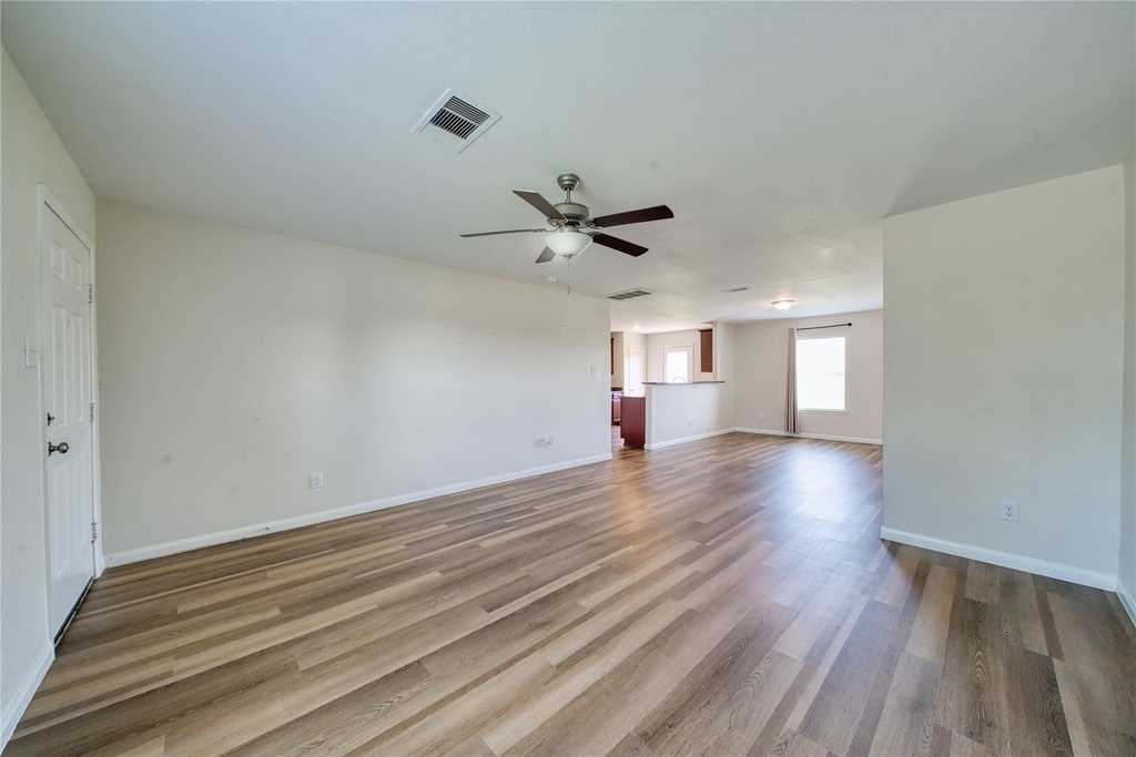 5735 Rainbow Road - Photo 4