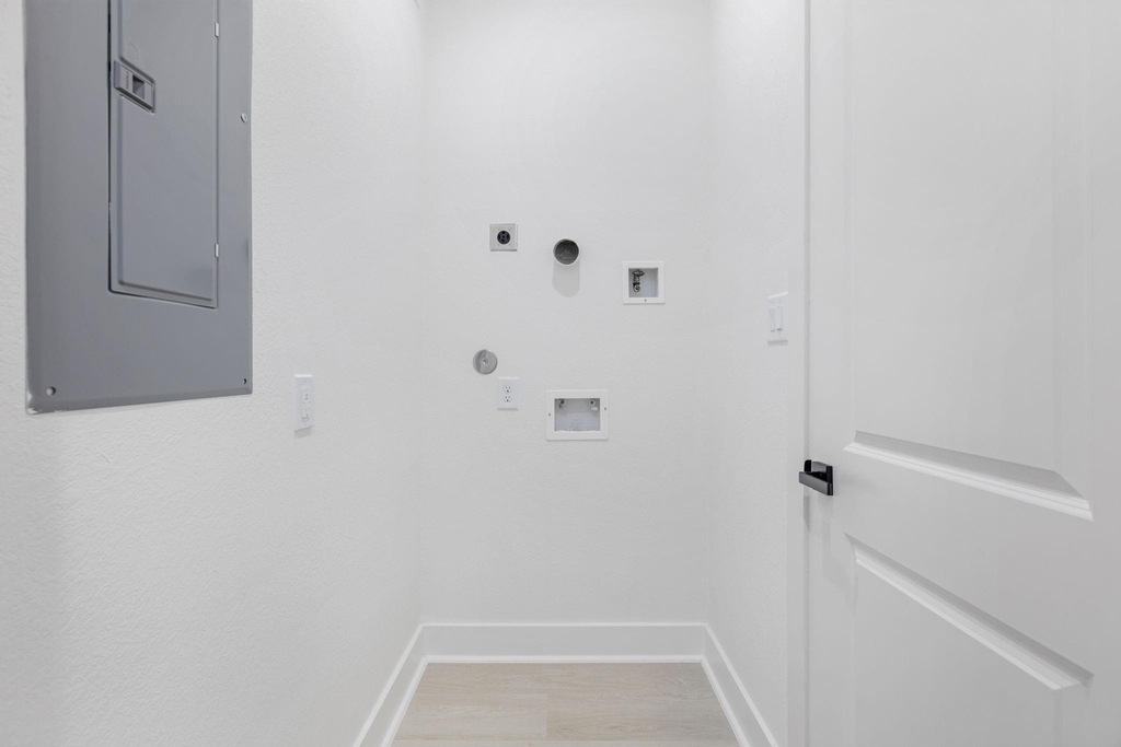 768 Lucky Street - Photo 33