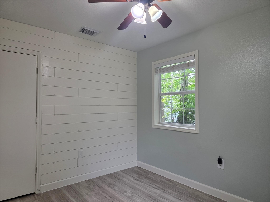 209 Franlee Street - Photo 9