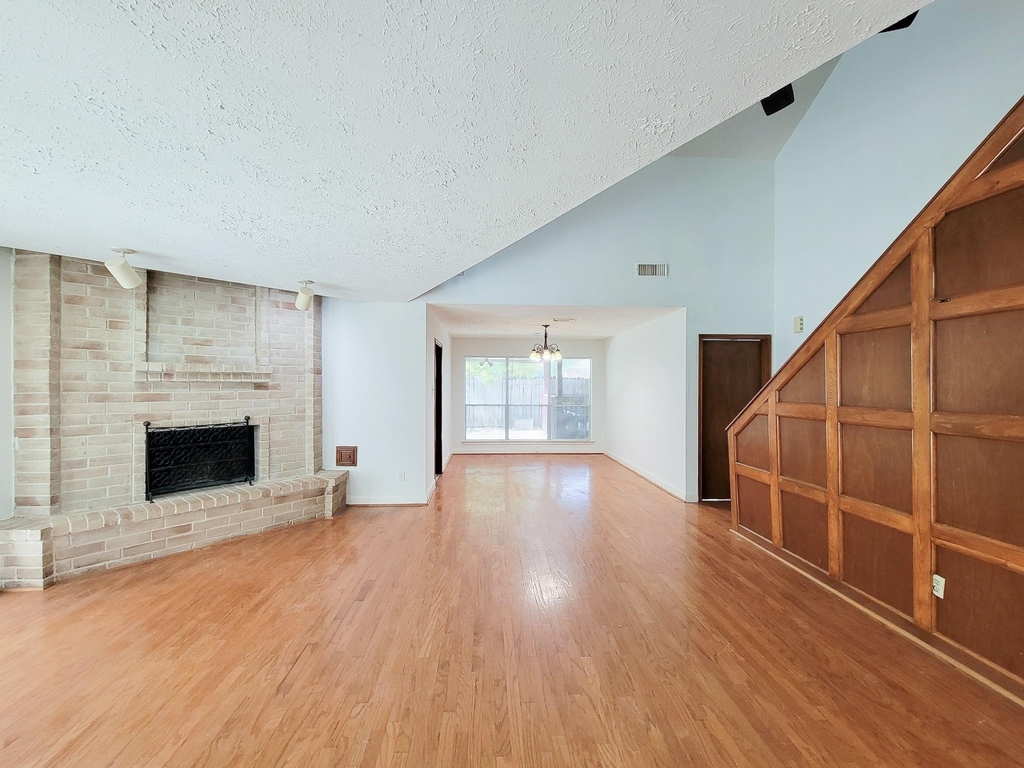 2030 Creek Valley Lane - Photo 14