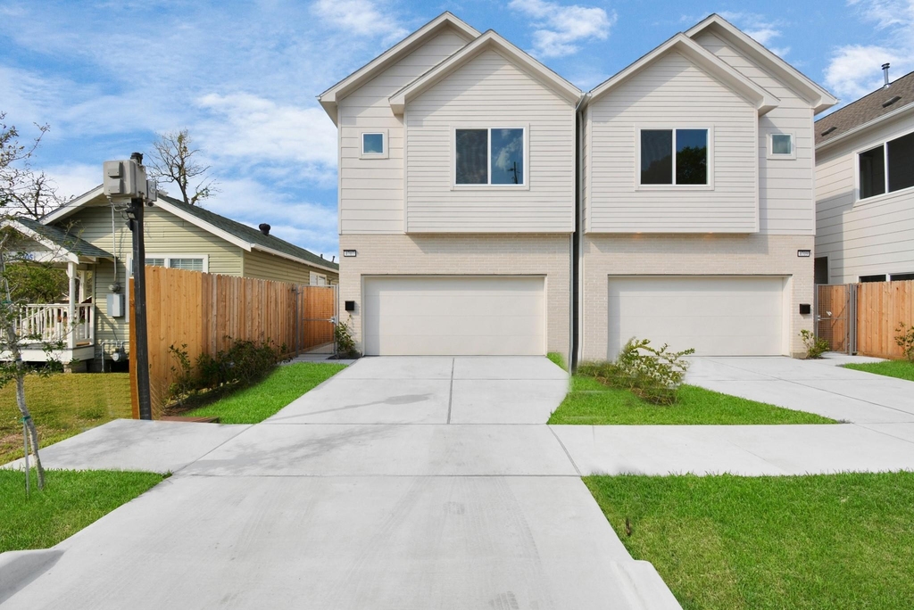 4707 Oats Street - Photo 0
