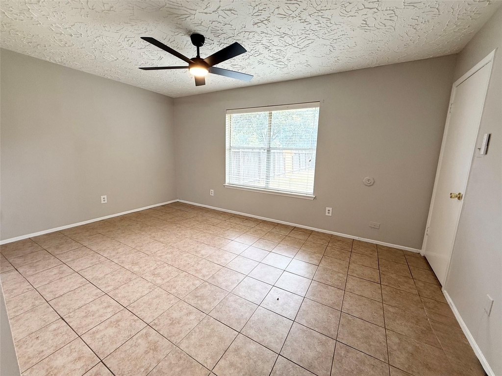 503 Penwood Court - Photo 12