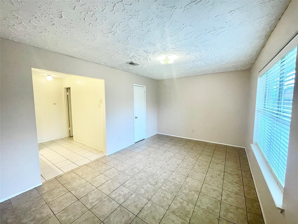 503 Penwood Court - Photo 16