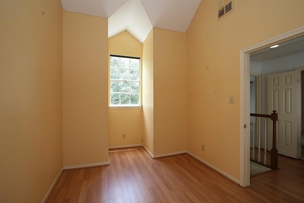 814 Knox Street - Photo 20